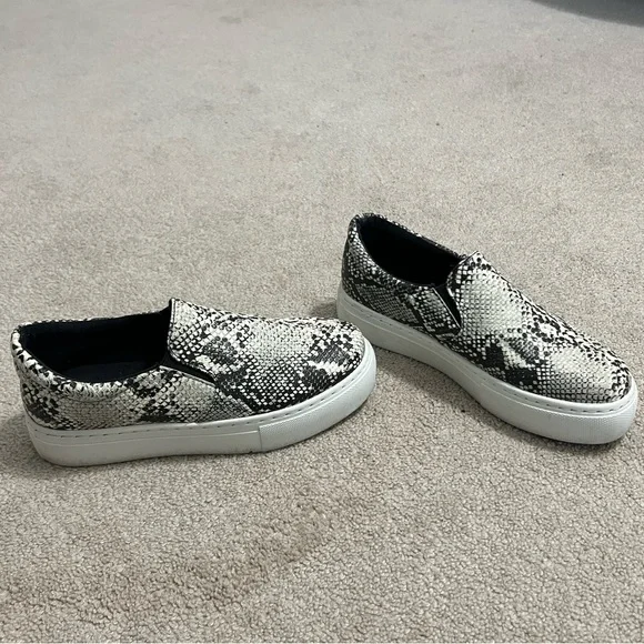 Snake Skin Black & White Platform Slip Ons - Picture 2 of 3